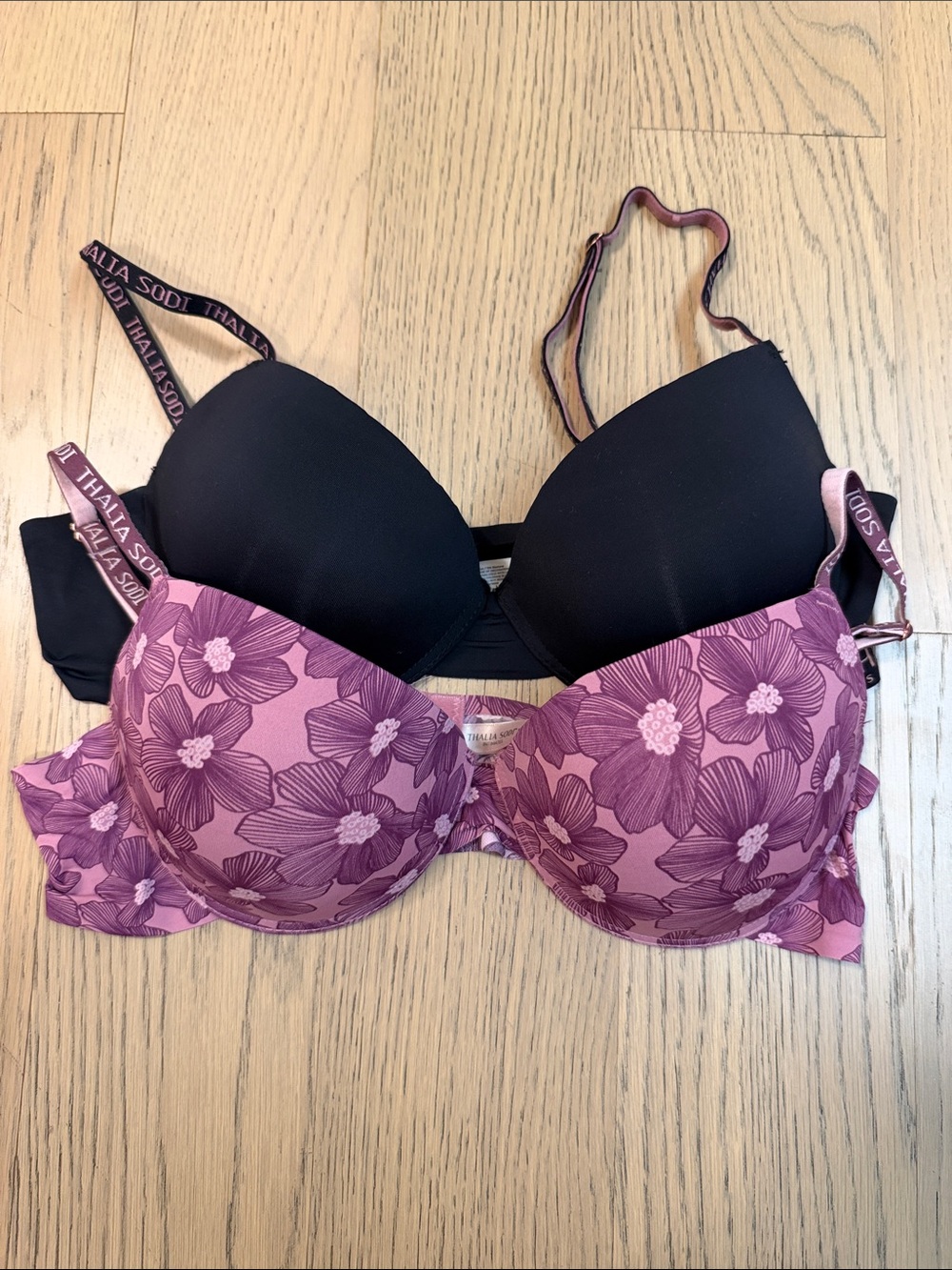 Set of two bras